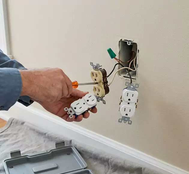 Professional Outlet Replacement: Your Local Swap-Out Team in Hartselle, AL